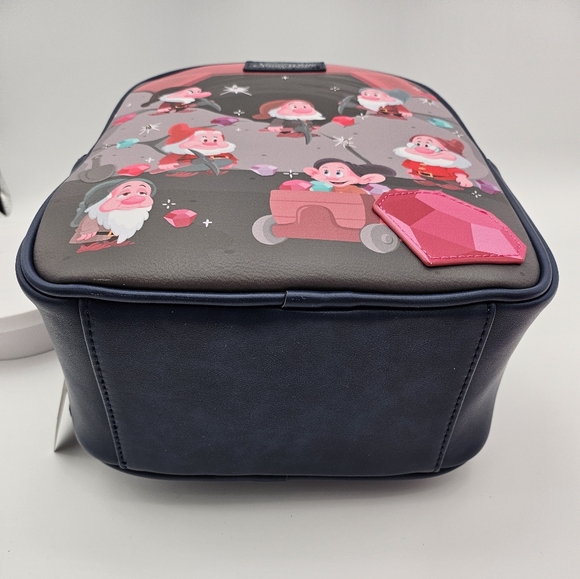 Disney Snow White And Seven Dwarves Mini Backpack LED Lights Diamond Mine Biowld - Picture 8 of 12